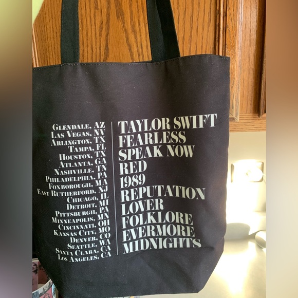 Taylor Swift Eras Tour Movie Theater Popcorn Bucket & more. - Picture 7 of 8